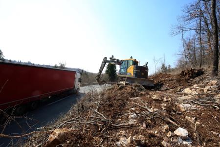 OBNOVA CESTE GRAHOVO BLOČICE 09 FOTO LJUBO VUKELIČ
